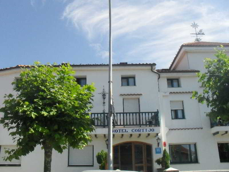 Hotel Cortijo ลาเรโด ภายนอก รูปภาพ