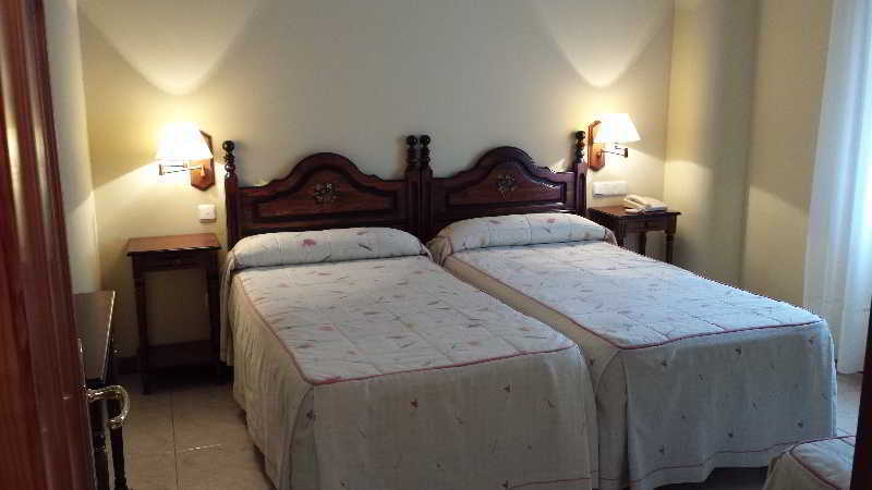 Hotel Cortijo ลาเรโด ภายนอก รูปภาพ