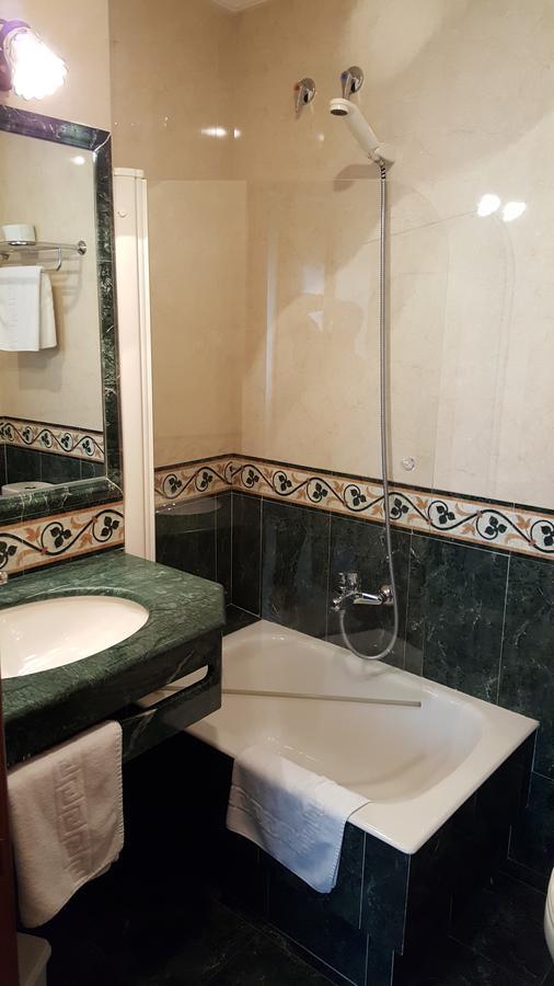 Hotel Cortijo ลาเรโด ภายนอก รูปภาพ
