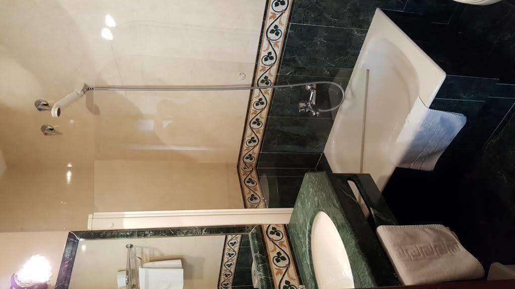 Hotel Cortijo ลาเรโด ภายนอก รูปภาพ